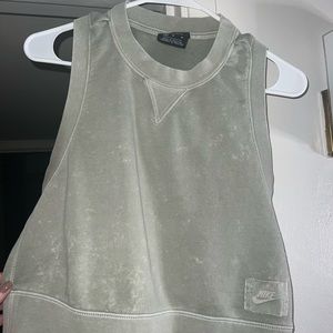 Nike Crop Tank Top